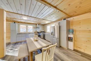 Rangeley Retreat Cabin-Style Home Lake Access - 1