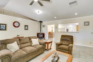Pet-Friendly Unit with Yard Near Sacramento River! - Red Bluff - 9