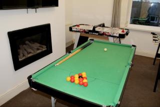 4-bedroom home with games room, in West Yorkshire - Thornhill - 7