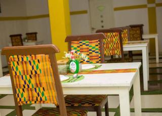 LLOYDS BEACH RESORT and SPA - Kokrobite - 3