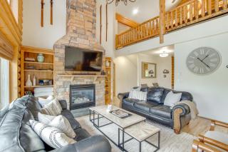 Hot Tub, Game Room! 3-Story Brian Head Home - Brian Head - 5