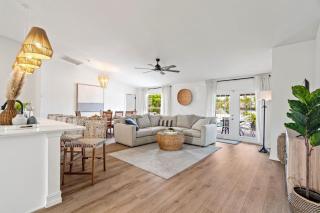 Palm Breeze Villa Cape Coral Heated Pool - 8