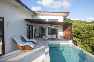 Luxury Seaview 4 Bedroom Villa - 8