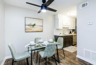 Silverstone Luxury Huntsville Extended Stay - 8