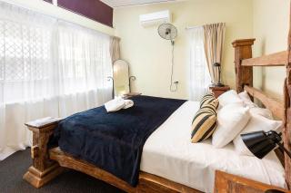 Welcome to Coconut Palms Unit 4 - 2