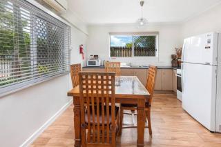 Welcome to Coconut Palms Unit 8 - 4