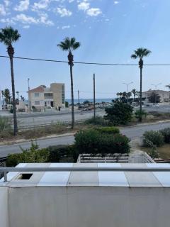 Cozy Seaside Duplex & Sea Views - 3
