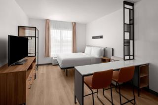 StudioRes by Marriott Fort Myers Airport - 2