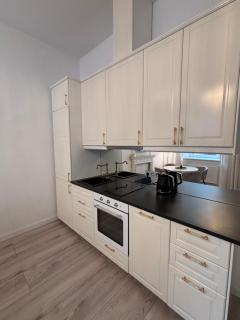 Luxury Apartment Self Check-In - 7