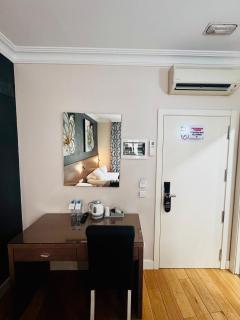 Hostal Sol Square Madrid - 1