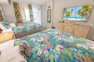 Oceanfront condo Heated Pools & Breathtaking View! - 6
