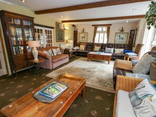 Piddle Inn - 5