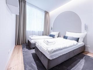 Apartment Silver - 0