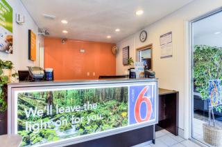 Motel 6-Tigard, OR - Portland South - Lake Oswego - 6
