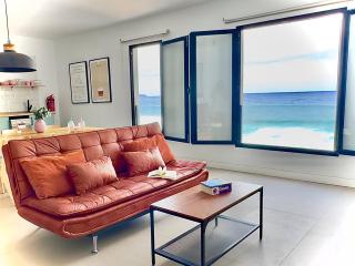El Submarino Coastal Home - 5