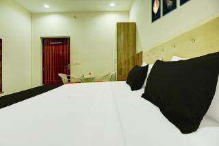 HOTEL O THE SILVER TULIP - 5
