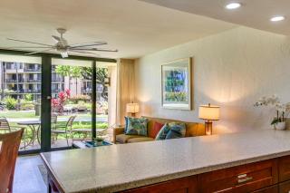 Lahaina Oasis with Community Pool and Ocean Views - 4