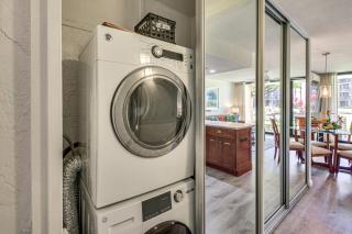 Lahaina Oasis with Community Pool and Ocean Views - 1