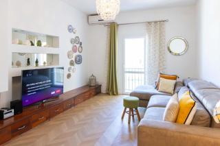 Prime Location 3BR Apartment with Stunning View by ArcoBnb - 4