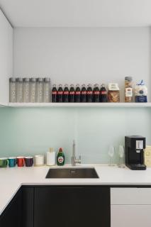 Covent Garden Beautiful Designed Home Sleeps 6 - 1