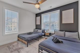 Luxe King 3BR Suite Mins to Downtown Durham - 6