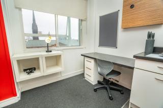 Bright & Roomy Central Coventry Budget Studio - Coventry - 0