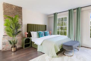 Design Haven! Big Group-Friendly 4BR City Escape in Waterloo's Coolest Corner - 7