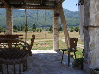 Special Chalet with Barbecue in Gornja Brezna Village - 9