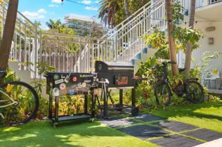 Central Miami Beach Condo w BBQ Facilities - 5