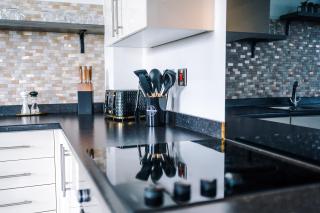 Large flat Salford free parking - 6