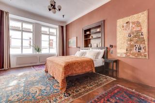 Old Town Magical Stay Comfy 2BDR Historic House - Prague - 2