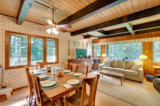 Thirteenth Lake Chalet with Deck, Walk to Water! - North River - 2