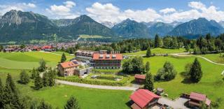 Hotel Oberstdorf - 0