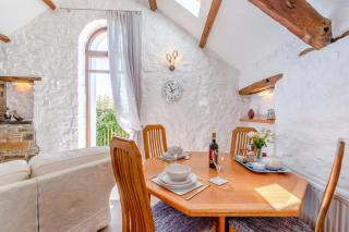 Lavender Cottage - 3