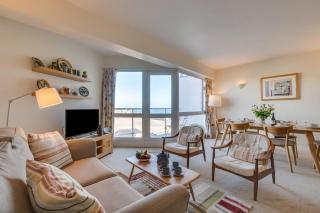 Flat 2 4 Fernlea Terrace - 9