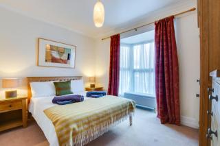 Flat 2 4 Fernlea Terrace - 1