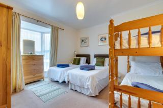 Flat 2 4 Fernlea Terrace - 2