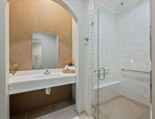 Carters Court Grand Escape - 1