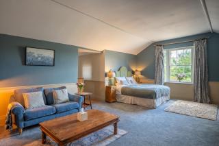 Llanerchydol Hall Suites - 3