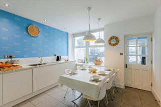 Beach Cottage - 9