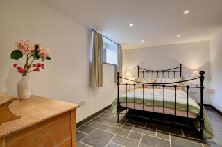 Bramble Cottage - 1