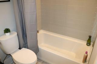 The Beverly, Super Location near Downtown, Medical District and United Center - 1