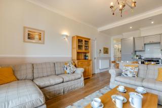 1 Dolphin Court - 6