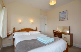 The Quies - St Merryn - 2