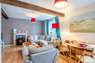Greyhound Cottage - 0