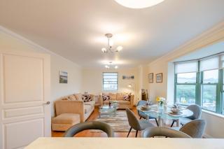 32 St Brides Bay View Apts - 7