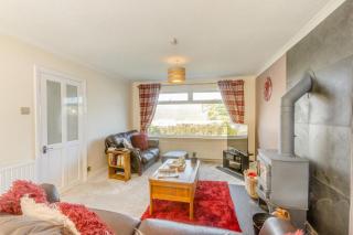 Soundwaves House - 3