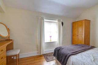 Ty Newydd - 3