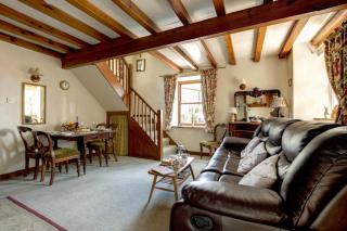 East Cottage - Thwaite - 7