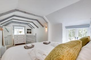 Garden Cottage - 1